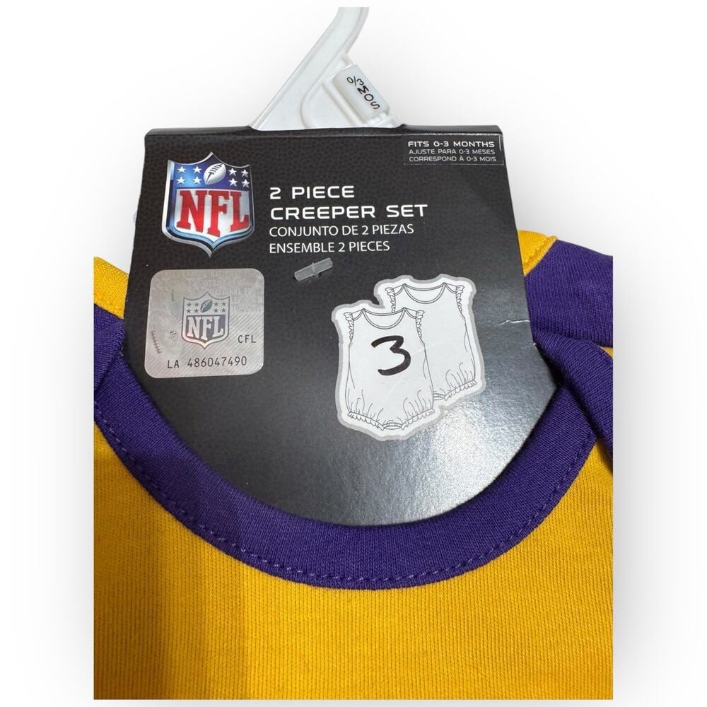 NWT Girls’ Minnesota Vikings 2-Piece Bodysuit Set – Size 0–3 Months - Picture 4 of 5